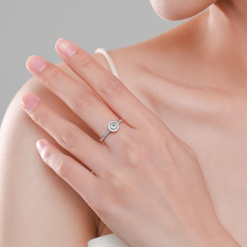 925 Sterling Silver Round CZ Engagement Ring