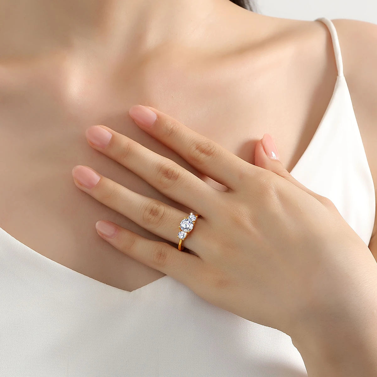 18K Gold 3-Stone Moissanite Ring – Certified Luxury Engagement Jewelry